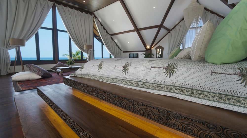 Tirtha Bayu Villa II - Honeymoon Suite bed area with sea view